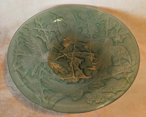 Phoenix/Consolidated Glass Company GREEN Cockatoo Parrot Large 13" Bowl - Picture 1 of 15