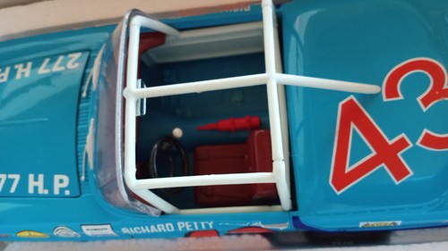RICHARD PETTY 1/24 #43 1957 OLDS CONVERTIBLE DIECAST - THE KING'S 1ST RACE CAR - Picture 7 of 7