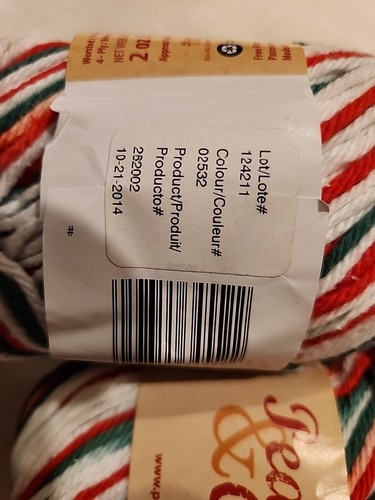 Lot of 2 Peaches And Cream Yuletide Yarn 120yds 2.5oz Each 100% Cotton NEW - Picture 5 of 5