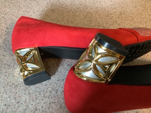 Unique Red Square heel pumps shoes with abstract face design for women Sz 42 NEW - Picture 7 of 7