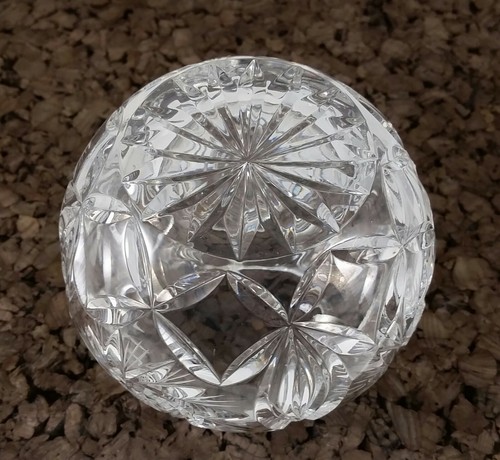 Vintage Cut Crystal Rose Bowl Vase Pinwheel Pattern 4" in Height 4" in Width - Picture 3 of 4