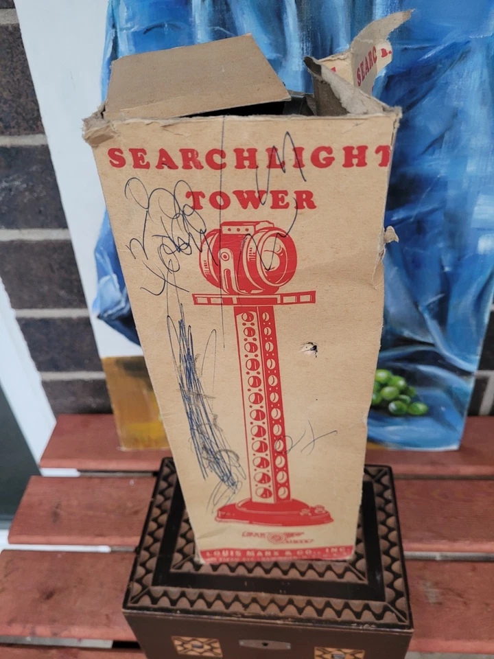 Vintage Louis Marx & Co. Searchlight Tower toy #436 - Image 2 of 4