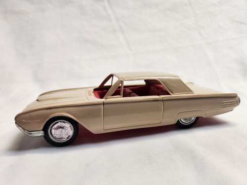 Vintage + Rare KORRIS KARS 1961 Plastic Tan T-Bird Thunderbird with Red Interior - Bild 11 von 15