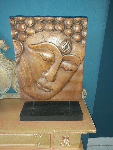EX DISPLAY HAND CARVED SOLID WOOD BUDDHA PLAQUE ON A STAND - REDUCED ! - Picture 8 of 10