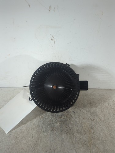 Audi A4 B9 Tfsi Sportlimousine 4 Türer 2015-2019 1395 Heizungsgebläsemotor P62