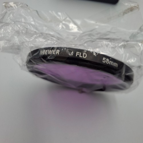 Neewer Sealed X2 58mm Filters CPL + FLD in Case. *VGC*. (refB) - Picture 2 of 4