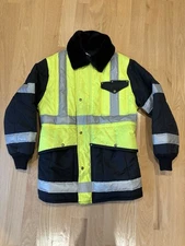 RefrigiWear Insulated Iron-Tuff Polar Jacket Soft Fleece Collar Men's Size Med.