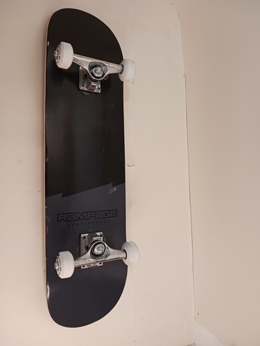 Rampage Skateboard 50mm PU injection wheels and Carbon Steel ABEC 3 bearings - Picture 6 of 9