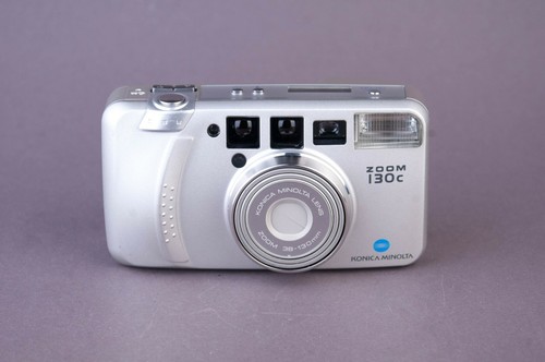 Cámara fotográfica de apuntar y disparar Konica Minolta 130c 35 mm - Imagen 3 de 10