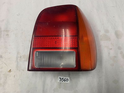 FEU ARRIERE GAUCHE VOLKSWAGEN POLO 3 PHASE 2 R75