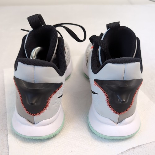 Size 9.5 - Nike LeBron Witness 5 Pure Platinum Light Dew great condition - Picture 5 of 8