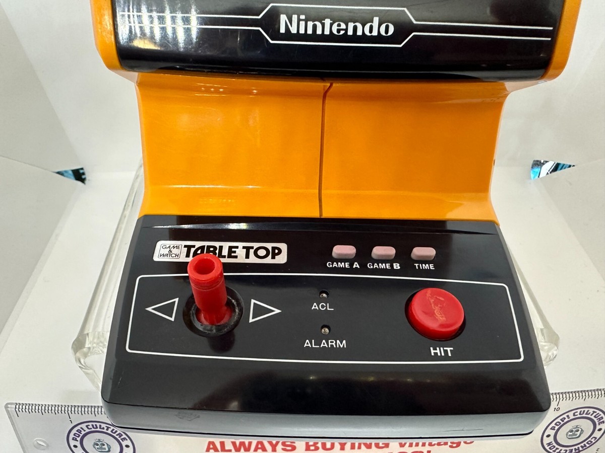 Vintage Rare 1983 Nintendo Snoopy Table Top Arcade Game Vintage Rare 1983 Nintendo Snoopy Table Top Arcade Game