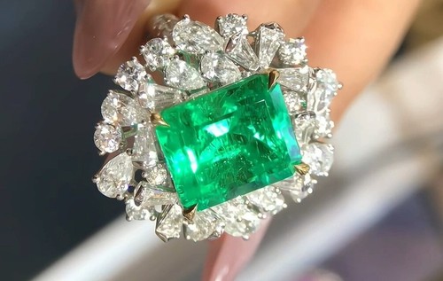 Anillo de oro blanco de diamantes de 8 quilates con esmeralda colombiana verde Muzo de alta calidad - Imagen 4 de 4