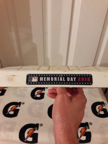 NEW YORK YANKEES 5-28-2018 GAME USED MEMORIAL DAY 2ND BASE V HOUSTON ASTROS - Picture 5 of 12