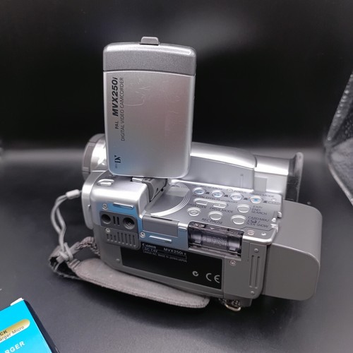 Canon MVX250i Camcorder Silver Mini DV Digital Tape Handheld Camera Parts *Read* - Picture 19 of 19