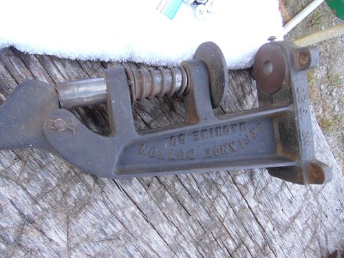 Antique Defiance Cast Iron Upholstery Button Maker, Riveter 1920 & Buttons - Picture 12 of 12