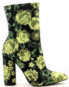 Paw-86 Ankle High Cylinder Block Heel Pointed Pointy Toe Floral Boots Yellow Paw-86 Ankle High Cylinder Block Heel Pointed Pointy Toe Floral Boots Yellow