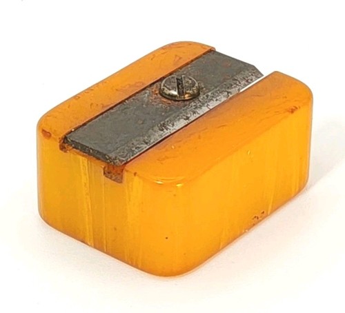 1930's Bakelite Butterscotch Color Manual Pencil Sharpener ~ AD-120 - Picture 6 of 14
