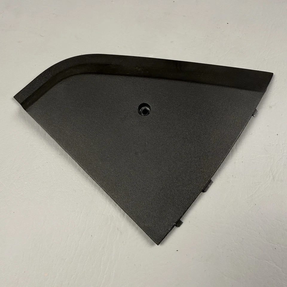 1987 PPORSCHE 944 ДРАЙВЕРОВ СТОРОНЕ ПРИБОРНОЙ ПАНЕЛИ ТОРЦЕВОЙ КОЛПАЧОК КРЫШКА ЧЕРНЫЙ OEM - Изображение 2 из 4