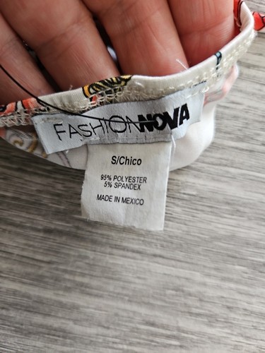 Fashion Nova donna piccolo cropped top regolabile increspato nuovo con etichetta NB600 - Foto 7 di 7