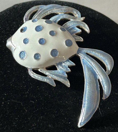 Vtg Signed MJ Blue& White Enamel Whimsical Fish Brooch/Pendant Very Beautiful EC - Picture 4 of 9