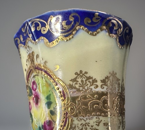Antique Nippon Style TeaCup Cobalt Blue Gold Gilt Floral Medallion Celadon Glaze - Picture 8 of 9