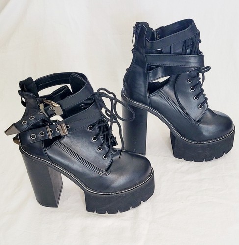 Boots Ladies Super Platform Heals  Size 8.5  Made in Italy