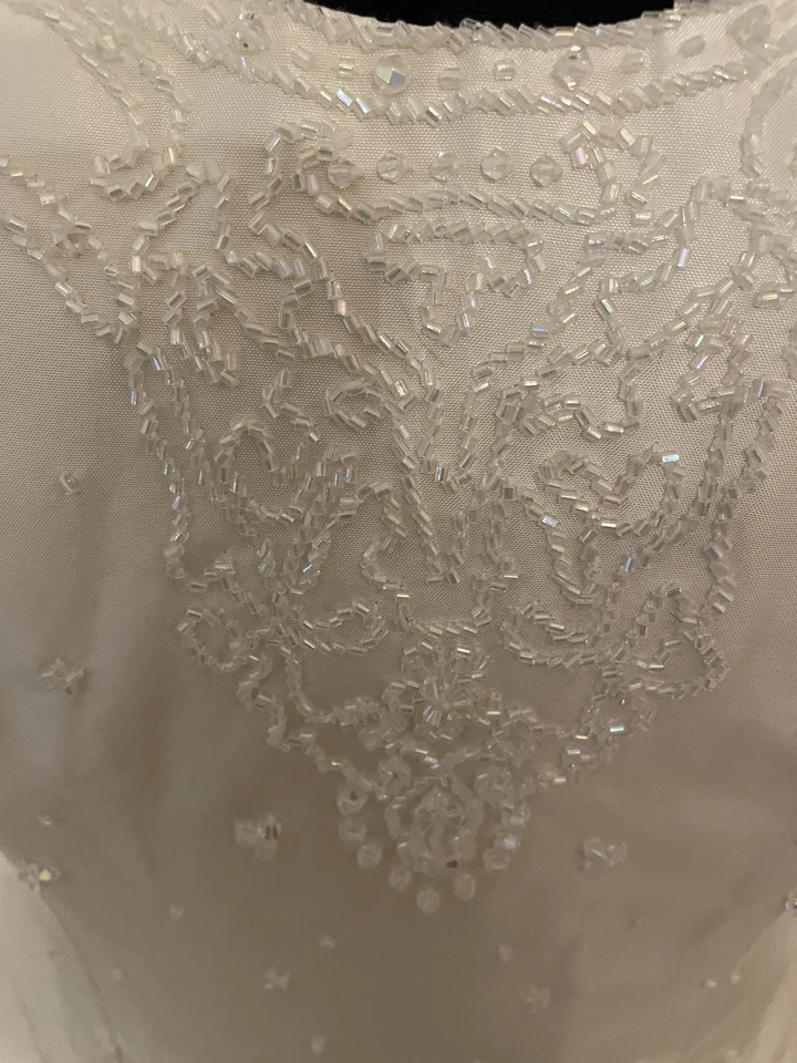 VINTAGE 100% SILK Wedding Dress HUGE Sparkling Ivory Pintuck Size 16 Long Length - Image 4 of 4