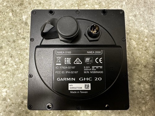 Garmin Marine, unité de contrôle pilote automatique marine GHC 20, P#010-01141-00 - Photo 3 sur 7