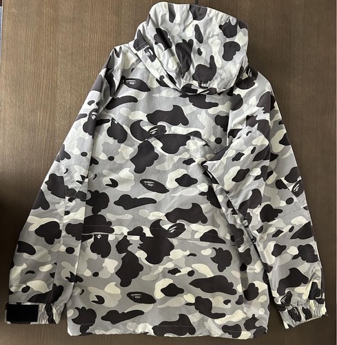 BAPE White camo snowboard Down jacket A Bathing Ape Size M - Picture 3 of 8