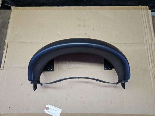 05-07 Infiniti G35 Coupe Speedometer Instrument Cluster Bezel Black 68420-AC501 - Bild 2 von 10