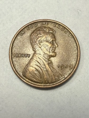 ** 1909 LINCOLN CENT-  XF+  (UPGRADE THAT SPOT IN YOUR SET) PRICED TO SELL **