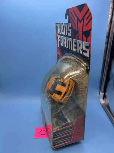 NEW 2007 TRANSFORMERS AUTOMORPH TECHNOLOGY BUMBLEBEE DELUXE CLASS AUTOBOT (C) - Picture 6 of 8