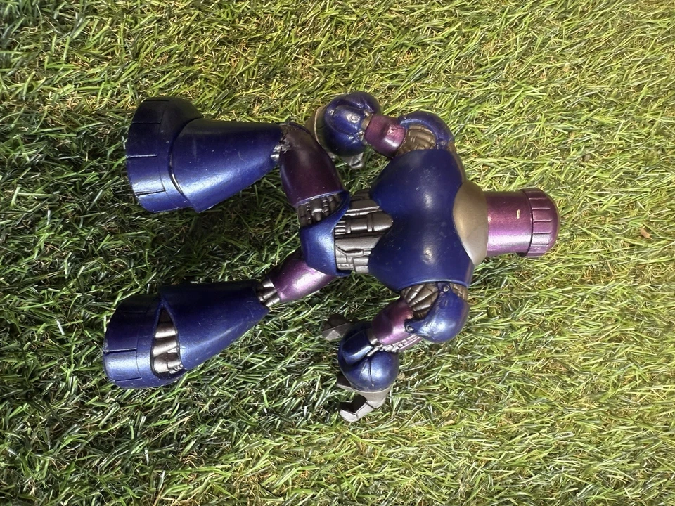 Figura de acción Hasbro Marvel Super Hero Squad Sentinel 2007 usada Foto 2 de 3