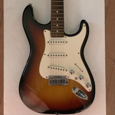 Electric Guitar G&L S-500 Premium Sunburst Made in Japan S/N
