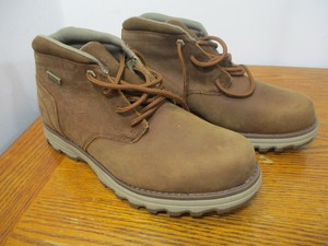 caterpillar elude waterproof boot