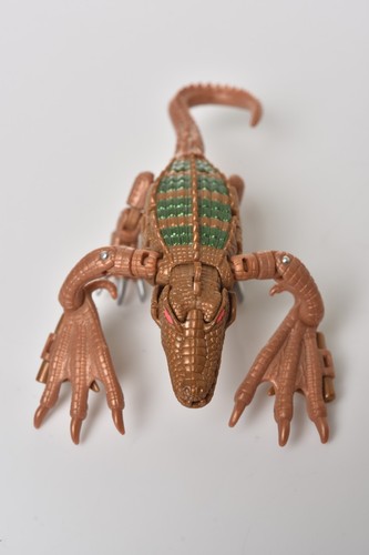 Transformers Mutant Beast Wars Deluxe SOUNDWAVE Bat Alligator - Picture 6 of 6