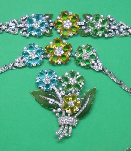 Vintage Trifari Floral Parure Alfred Philippe Circ