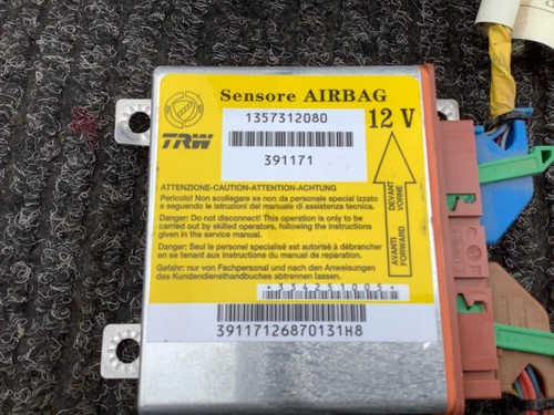 PEUGEOT BOXER AIRBAG MODULE 1357312080 2.2 57 REG - Picture 2 of 3