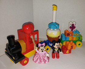 Lego Duplo Sets 10830 Minnie's Cafe & 10597 Mickey Mouse Clubhouse B-day Parade