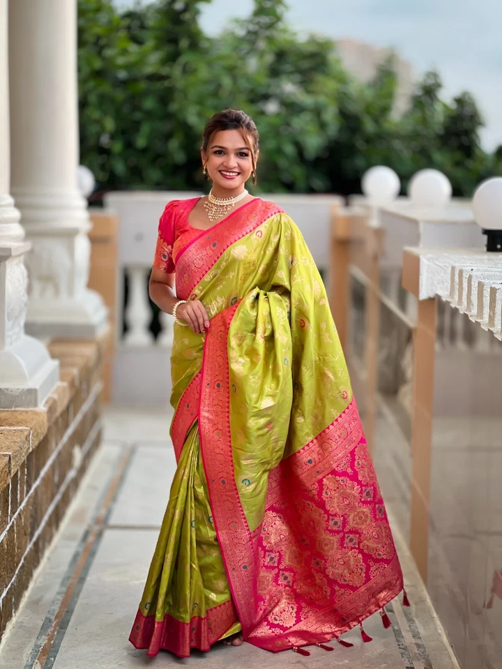 Blusa sari de seda nupcial de diseñador Sari Bollywood lista para usar étnica del sur de la India Foto 4 de 4