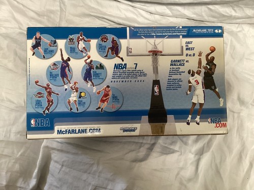 McFarlane NBA Kevin Garnett And Ben Wallace Deluxe Duo Set Collectible Figures  - Picture 2 of 2