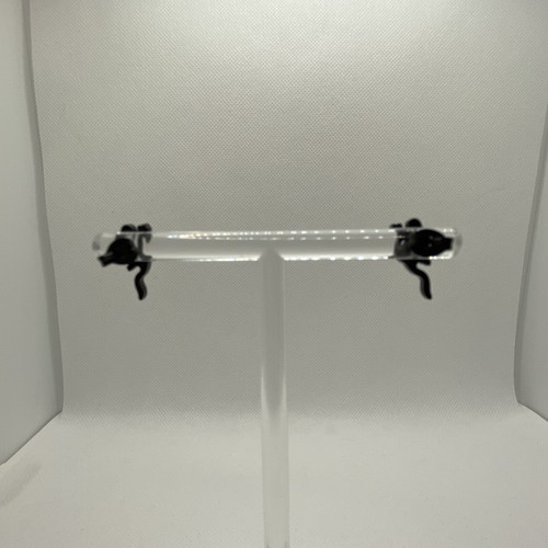 Surgical Steel Lizard Stud Earrings Black Plated Womens Salamander Gecko Skink - Picture 5 of 5