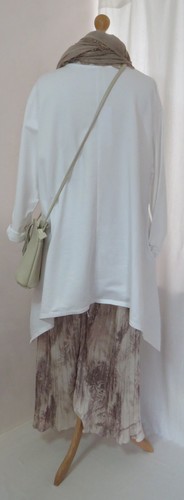 BNWT, QUIRKY, LAGENLOOK, CREAM, SHARK-BITE HEM, COTTON JERSEY, TUNIC TOP, OSFA - Picture 15 of 20
