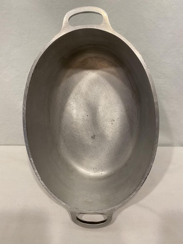 Vintage MAJESTIC Aluminum Roaster Oval 6 QUART Capacity LID Slanted Handle 15.5" - Picture 2 of 18