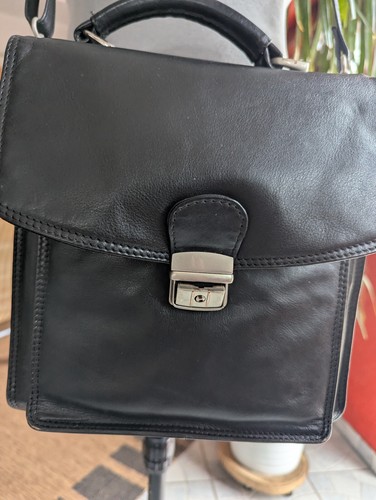 Sportlich Handtasche weiches Leder schwarz - Bild 2 von 8