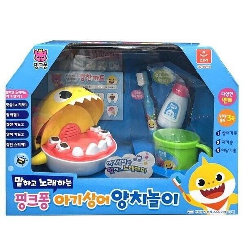 Pinkfong Talking&Singing Baby Shark Family Brushing Teeth Play Toy For Baby Kids - Picture 2 of 8