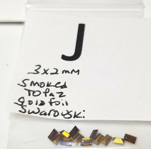 12 Vtg Rare tiny 2x1mm 3x2mm Baguette Swarovski Czech Rhinestone For Craft 4000 - Picture 15 of 24