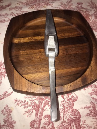 MID CENTURY TEAK?NUTCRACKER WITH PEWTER CRACKER “Gladmark” Burbank,California - Picture 2 of 8