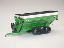 Killbros 1113 Grain Cart w/ Tracks Diecast 1:64 Scale Model - Spec Cast UBC041